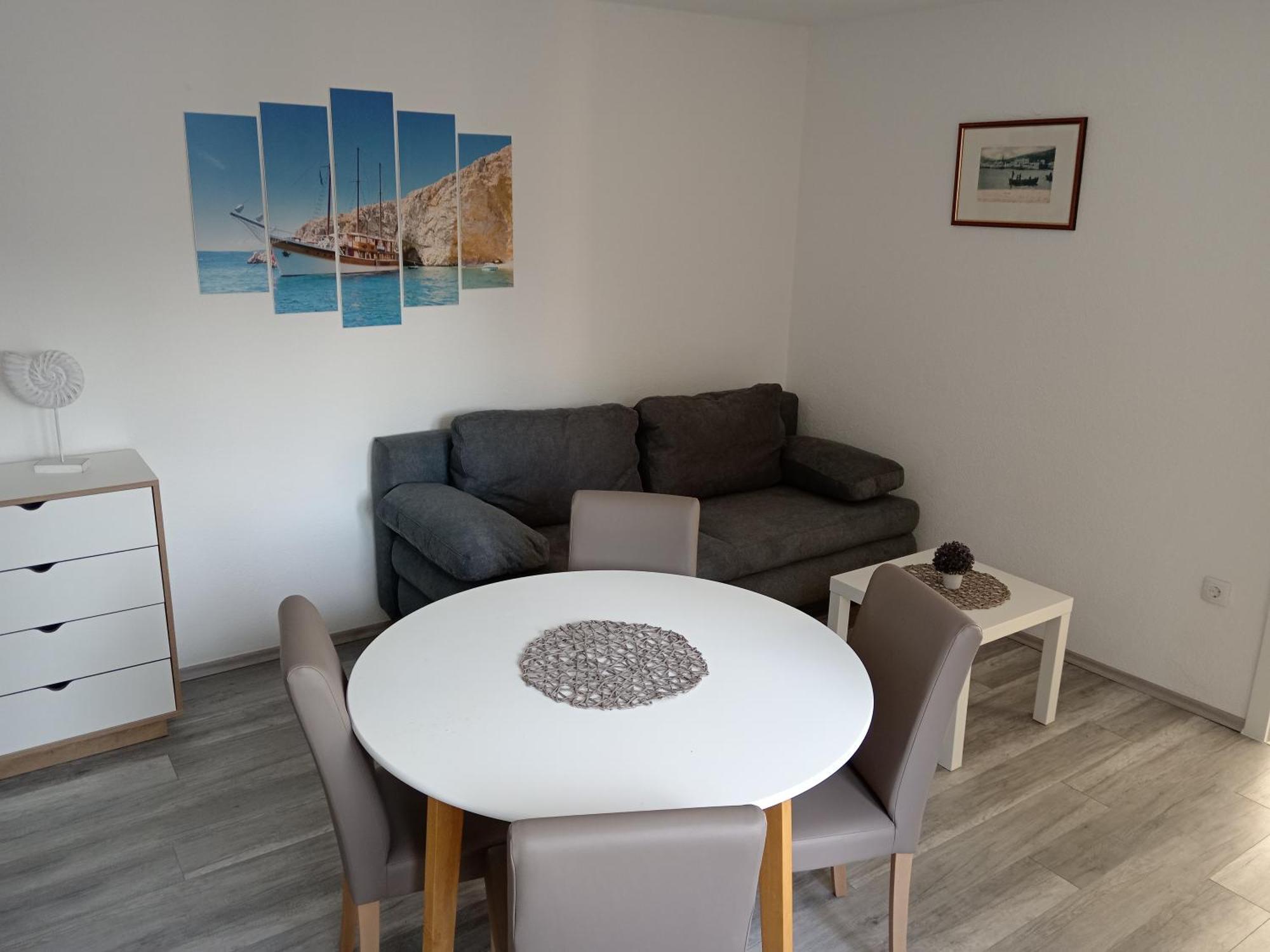 Apartments Boric Крес Екстериор снимка